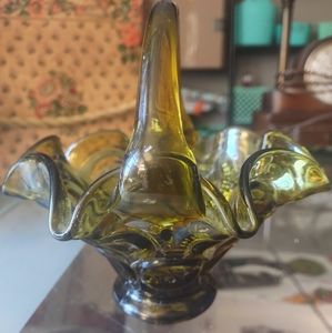 LE Smith Glass Basket